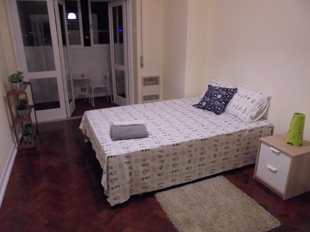 Autentik Guest House Lisboa Rum bild