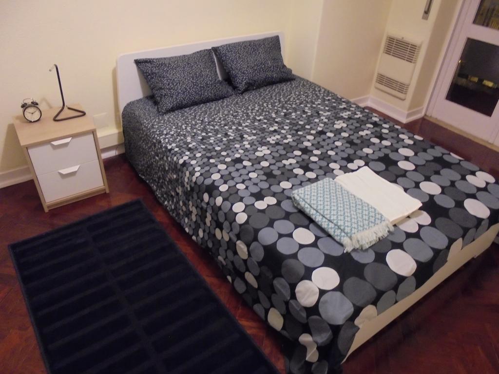 Autentik Guest House Lisboa Rum bild